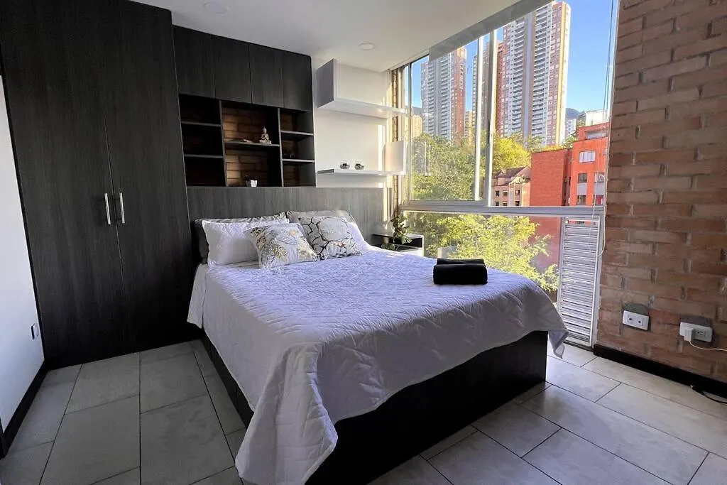 Lovely Private Apt In El Poblado W/ Free Parking Medellin
