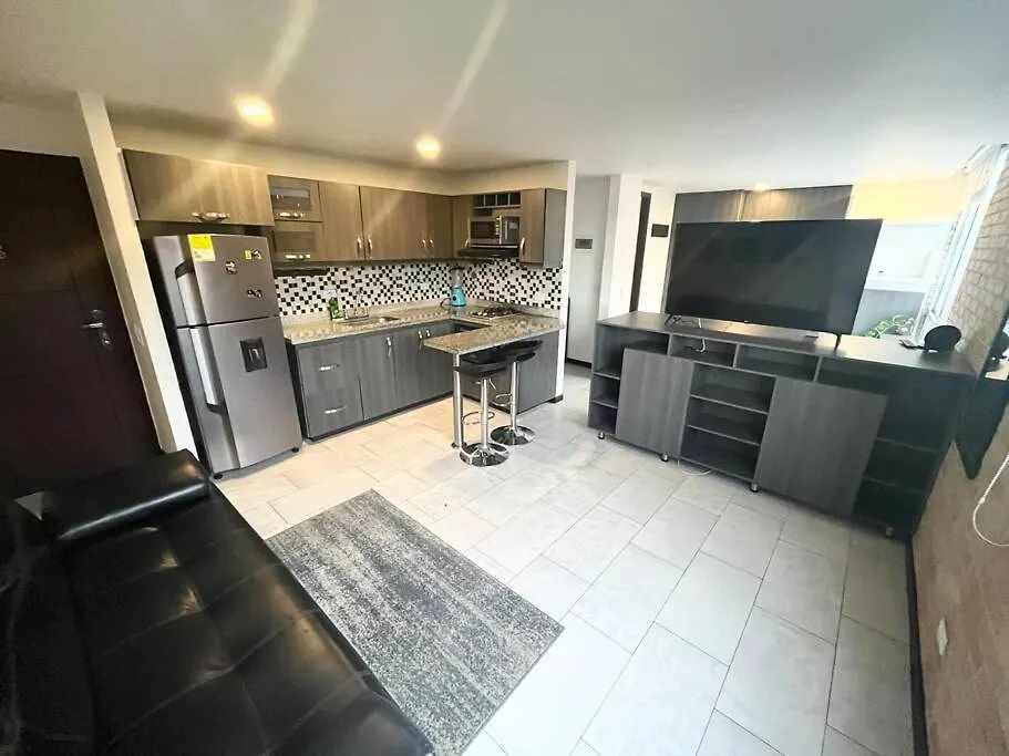 Lovely Private Apt In El Poblado W/ Free Parking Medellin Apartment