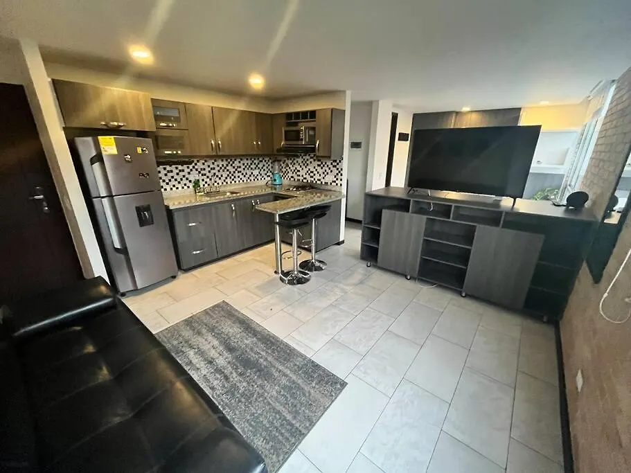 Lovely Private Apt In El Poblado W/ Free Parking Medellin Colombia